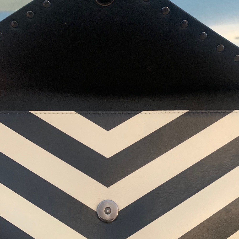 Valentino Rockstud striped envelope clutch - Picture 8 of 10
